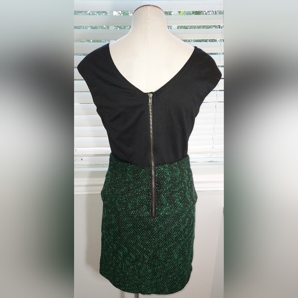 Greylin Black/Green Wool Mix Peplum Dress NWT - Picture 5 of 6
